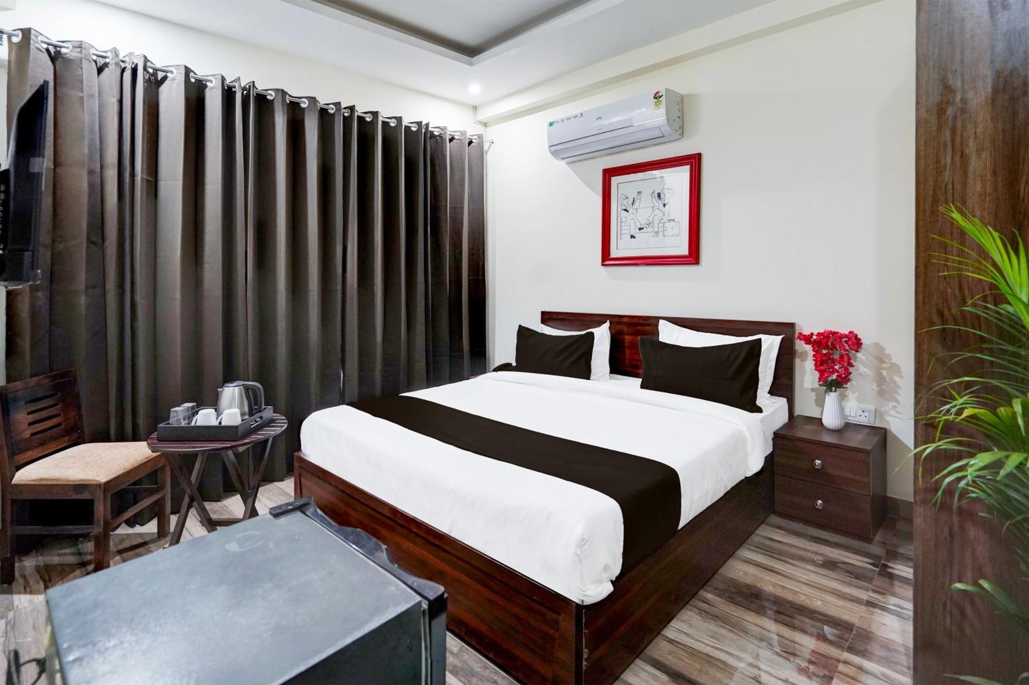 Townhouse Delight Inn Gurgaon Eksteriør billede