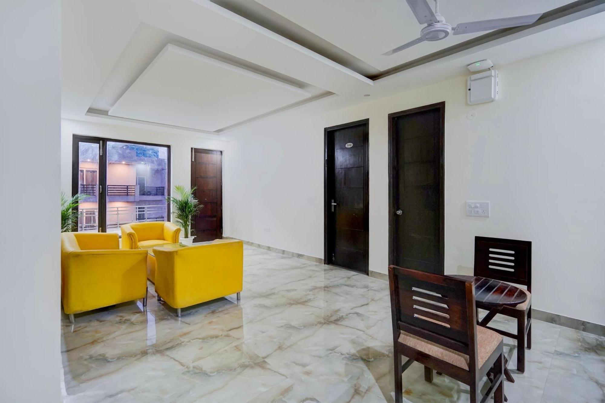 Townhouse Delight Inn Gurgaon Eksteriør billede