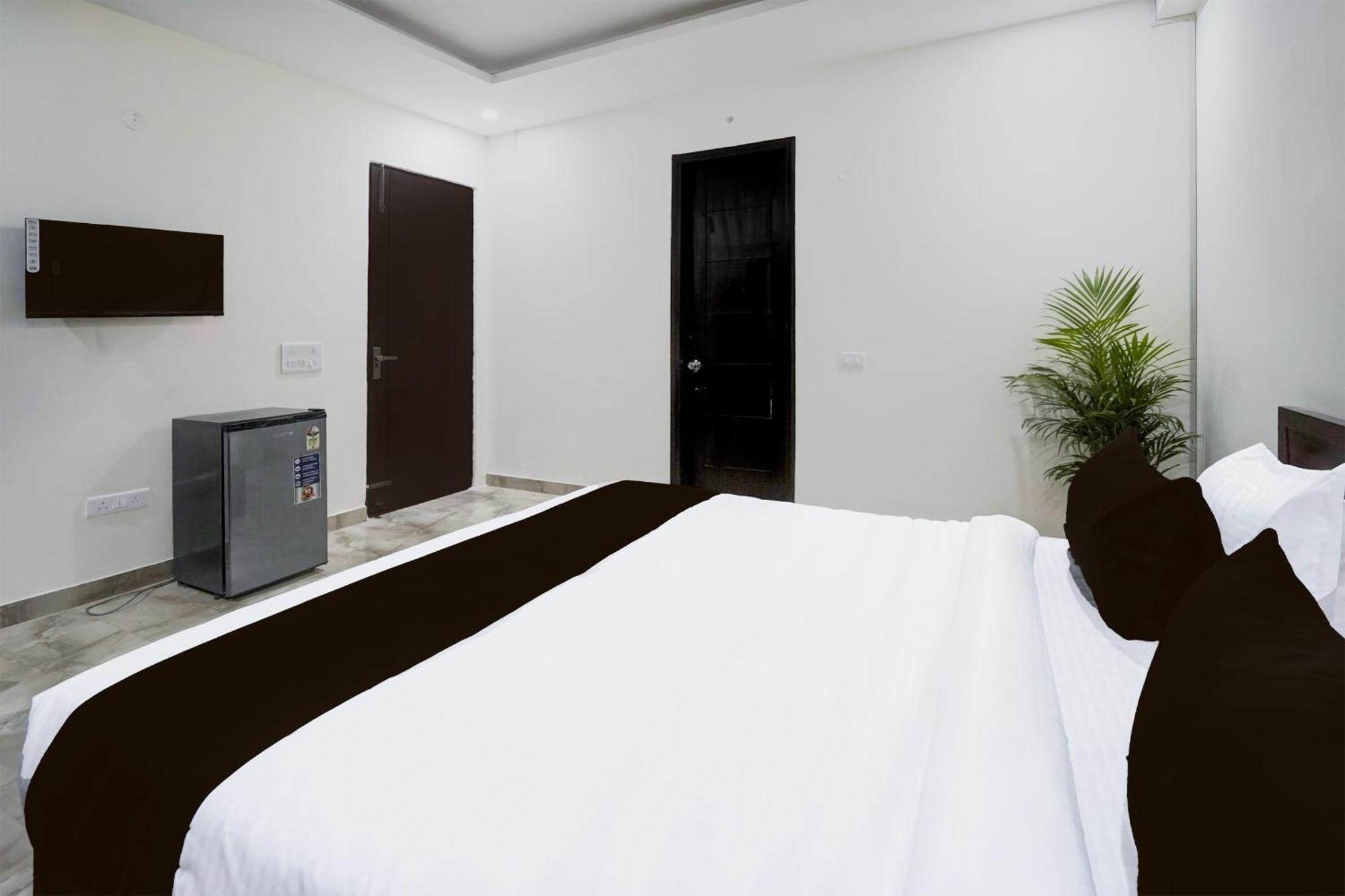 Townhouse Delight Inn Gurgaon Eksteriør billede