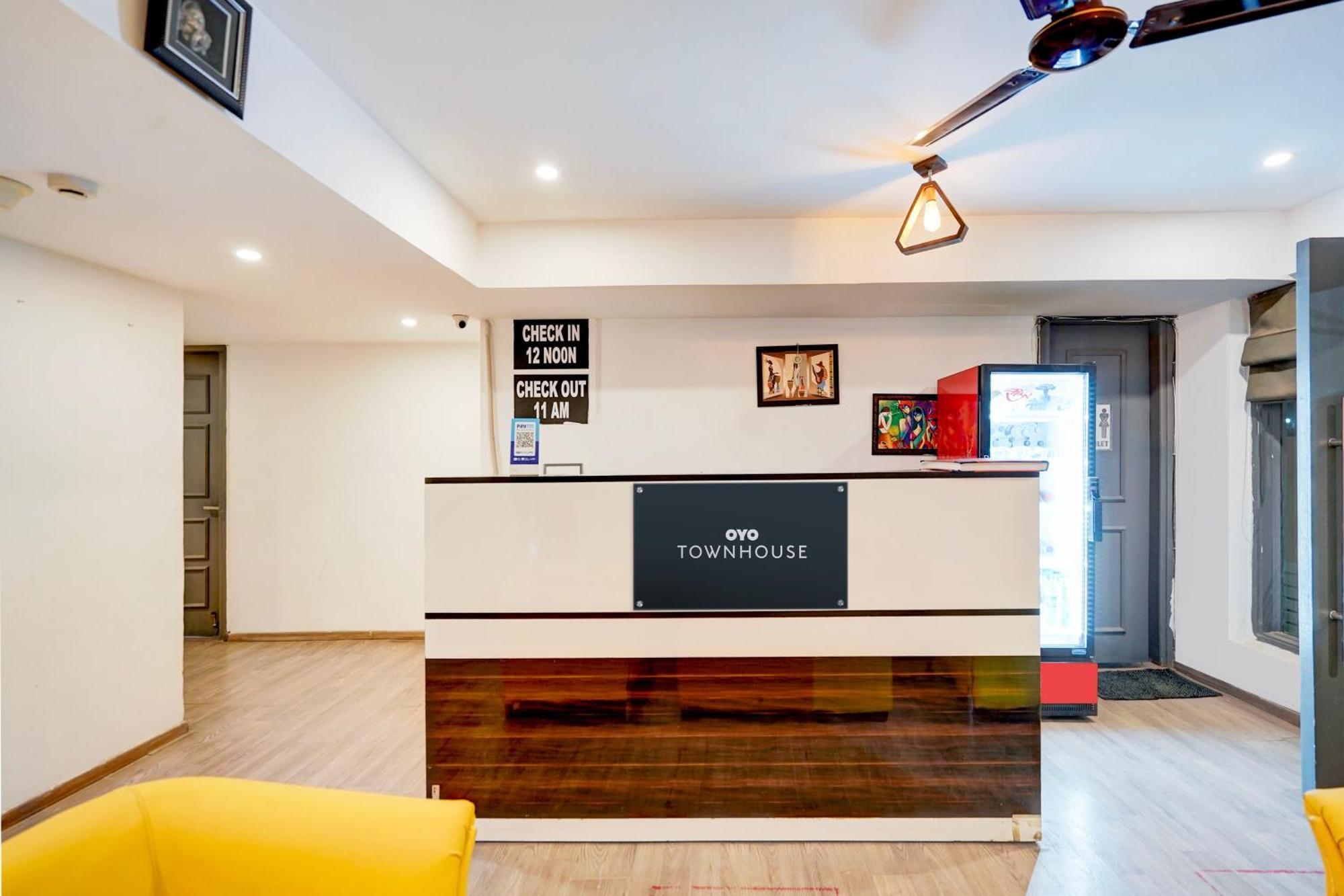 Townhouse Delight Inn Gurgaon Eksteriør billede
