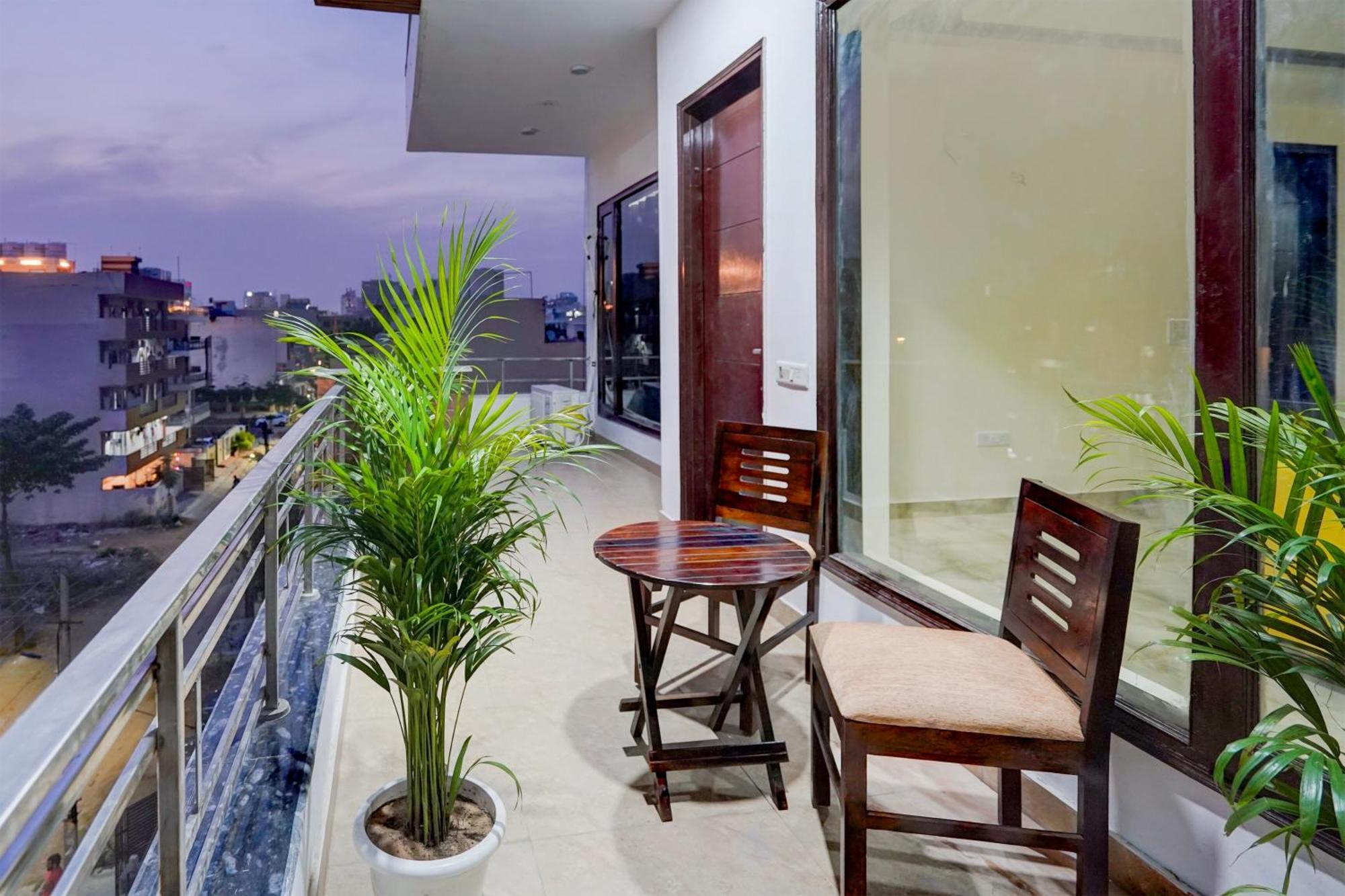 Townhouse Delight Inn Gurgaon Eksteriør billede