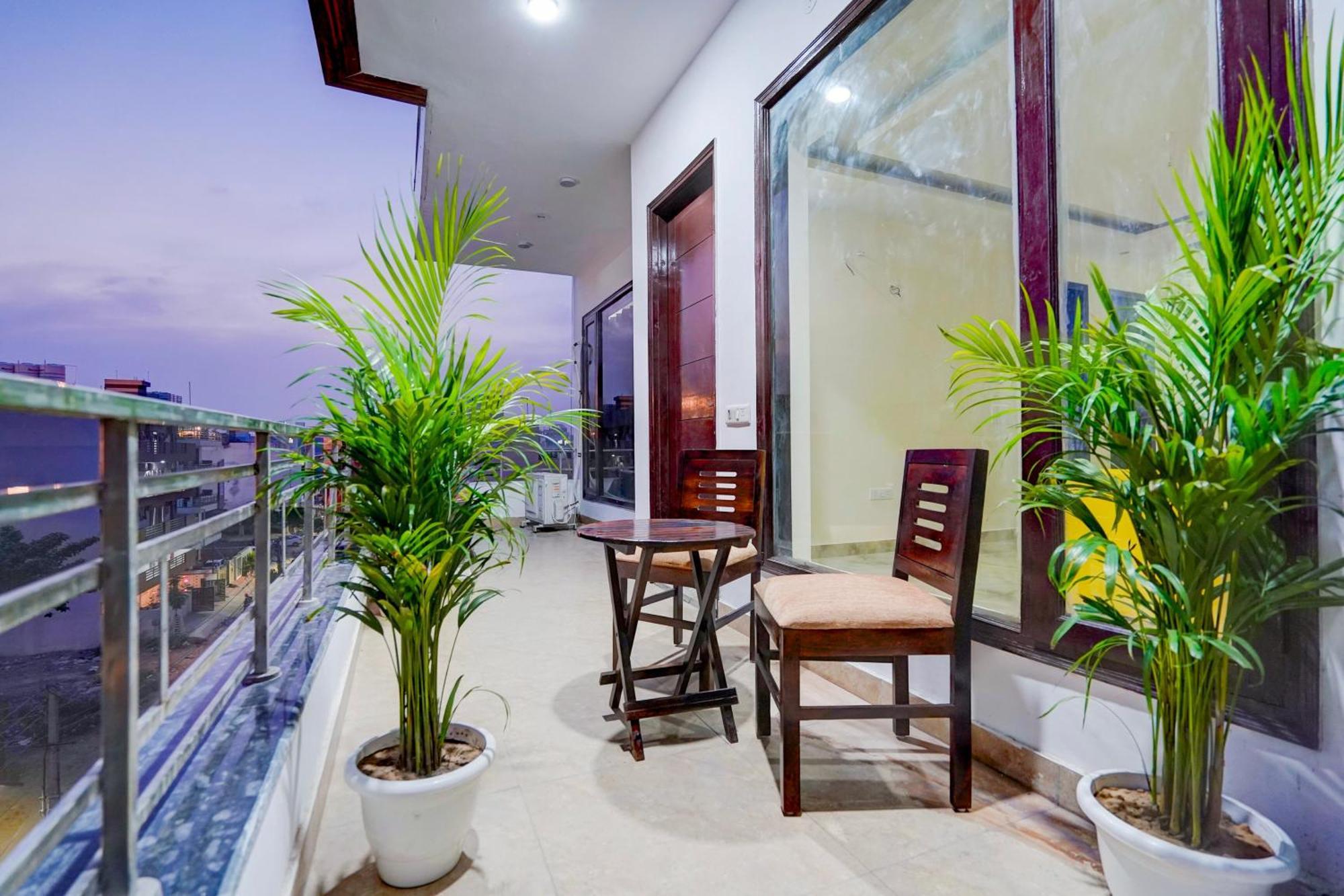 Townhouse Delight Inn Gurgaon Eksteriør billede
