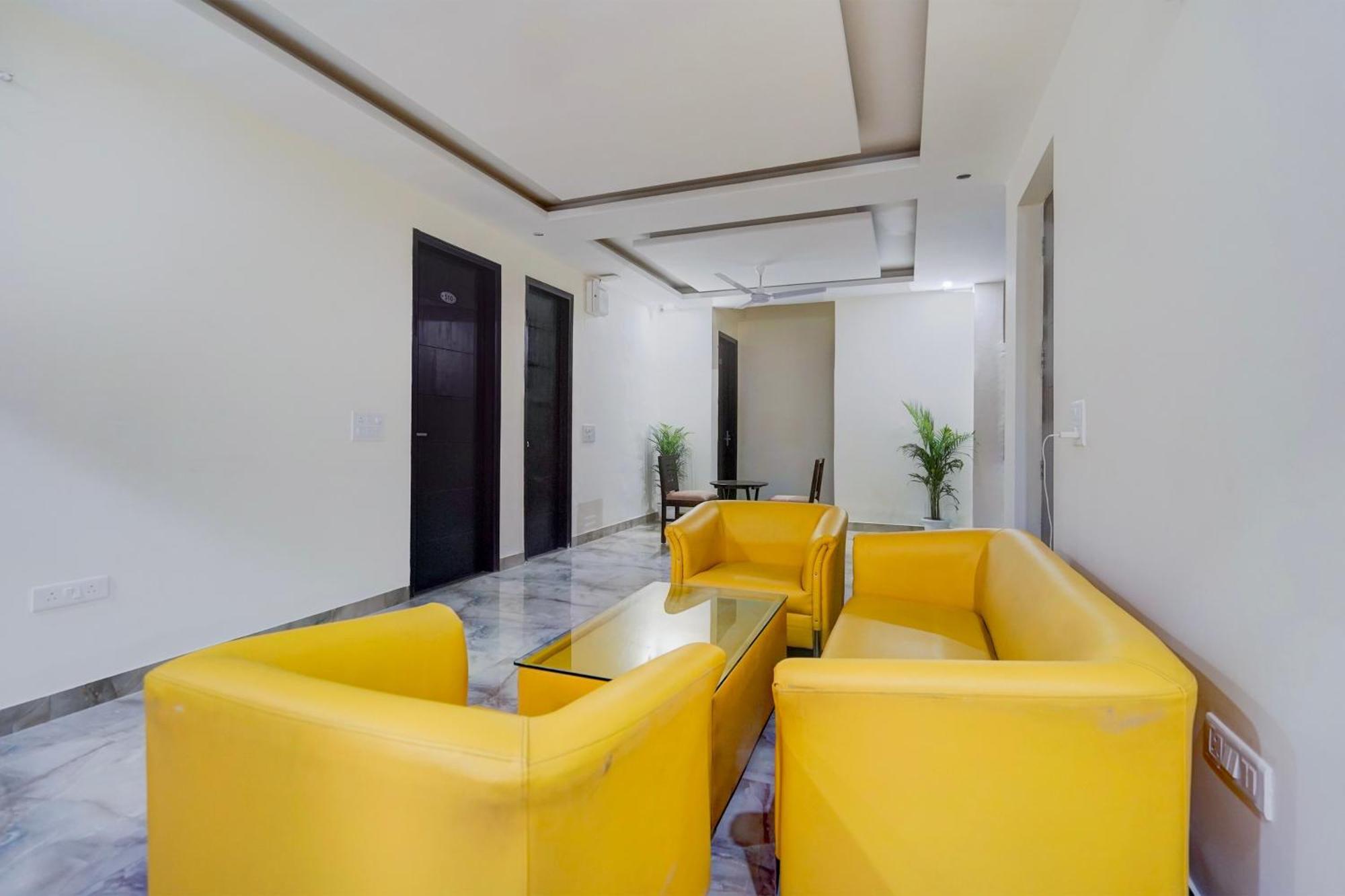 Townhouse Delight Inn Gurgaon Eksteriør billede