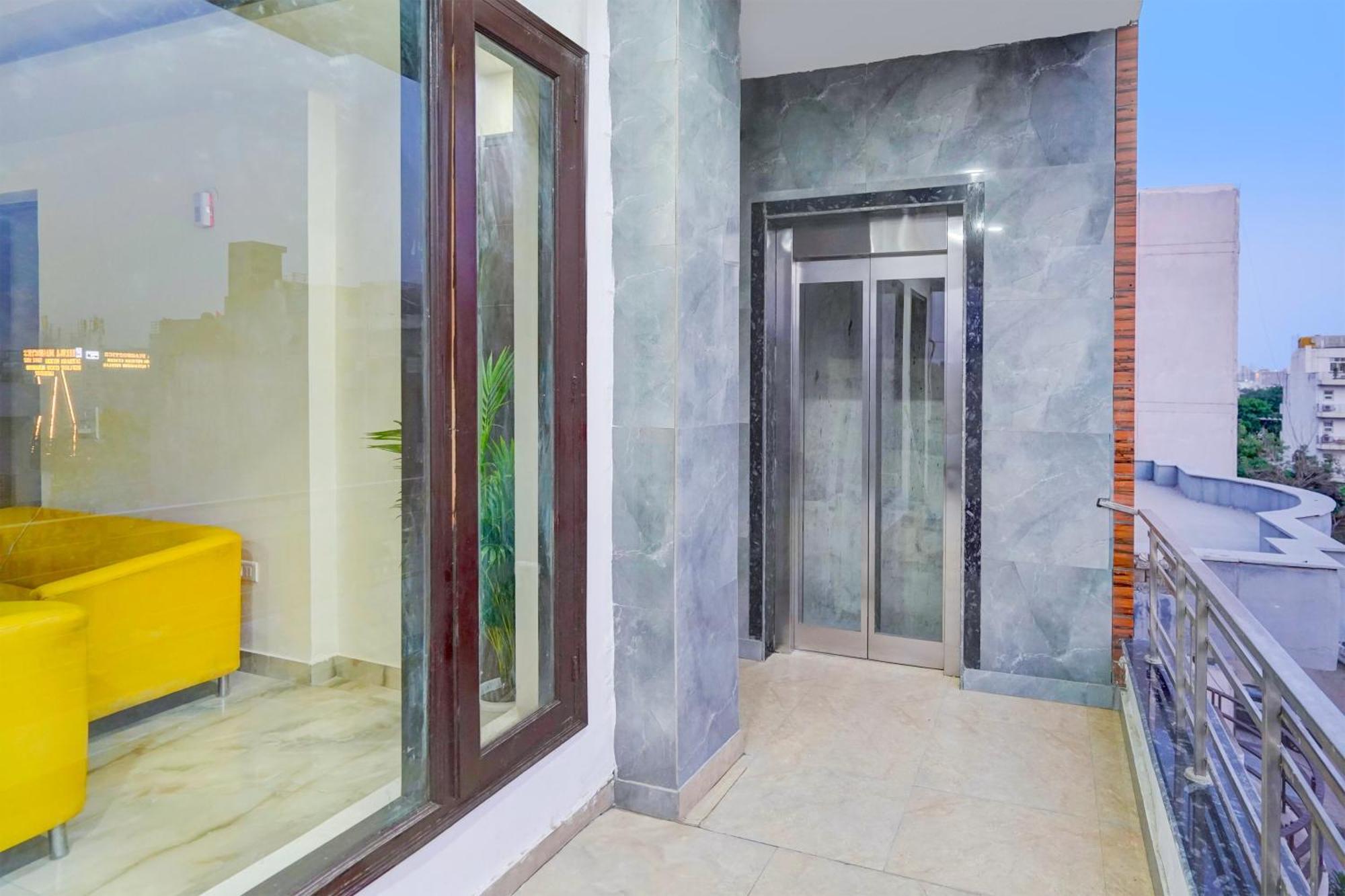 Townhouse Delight Inn Gurgaon Eksteriør billede